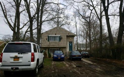 9 Von Bergen Boulevard, Centereach, NY 11720