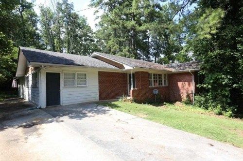 2143 Beecher Rd, Atlanta, GA 30311