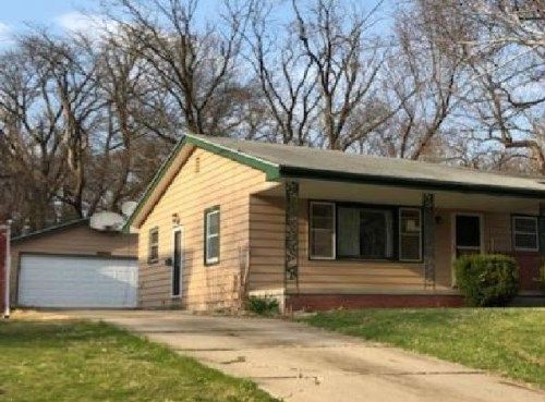 2815 Shadyoak Drive, Des Moines, IA 50310