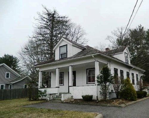 127 Belmont St, East Bridgewater, MA 02333