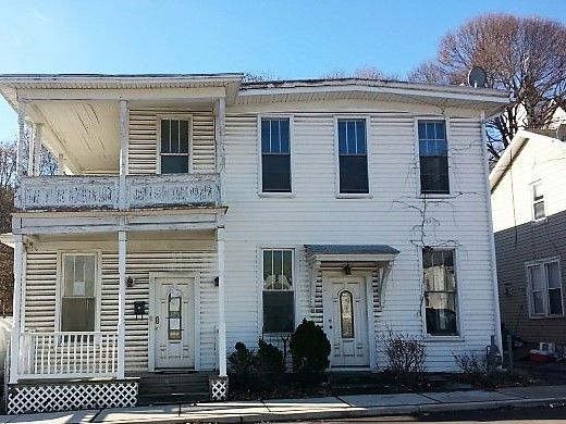 15 W Douglas Avenue, Lonaconing, MD 21539