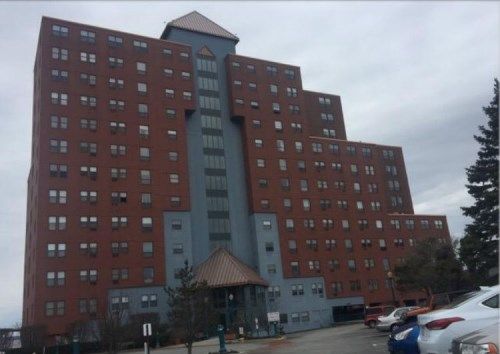 750 Davol St Unit 816, Fall River, MA 02720