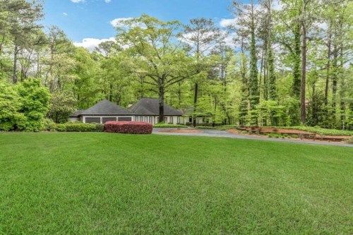 7865 Saddle Ridge Dr, Atlanta, GA 30350