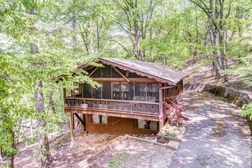 1016 Little Pine Mountain Rd, Jasper, GA 30143