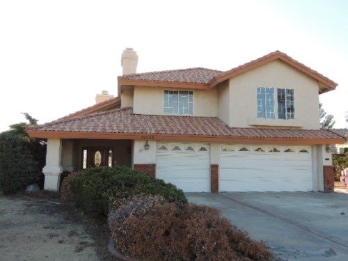 16334 Ridge View Dr, Apple Valley, CA 92307