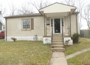 420 Pershing Ave, Darby, PA 19023