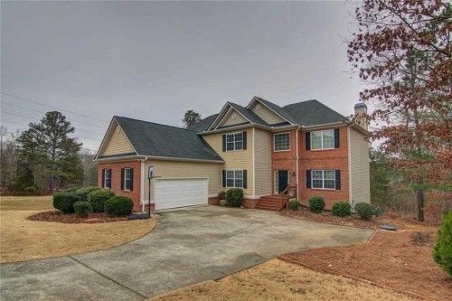 645 Pirklefield Dr, Covington, GA 30014