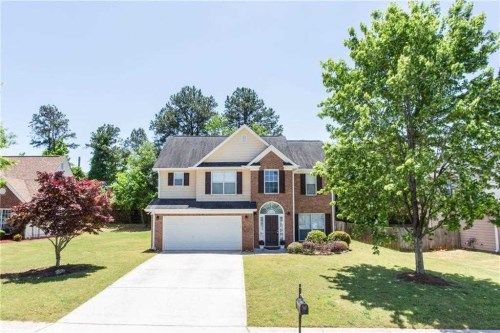 832 Summit View Dr, Mcdonough, GA 30253