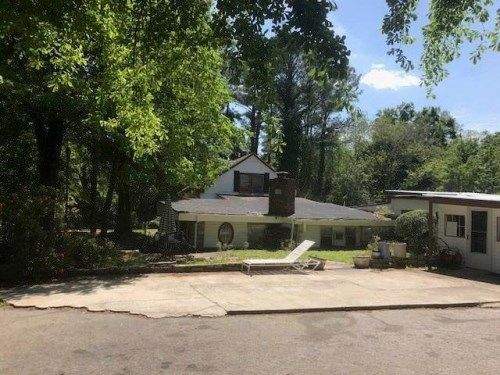 2742 Mcafee Rd, Decatur, GA 30032