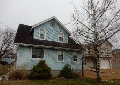5545 Pine St, Harrisburg, PA 17112