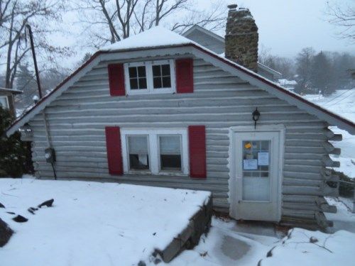 21 Choctaw Trl, Oak Ridge, NJ 07438