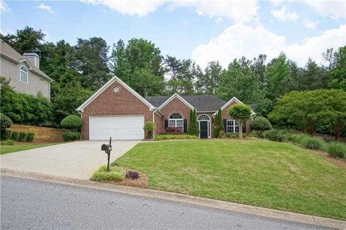 1050 Soaring Dr, Marietta, GA 30062