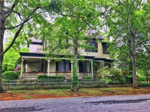 207 E Hightower Trl, Social Circle, GA 30025