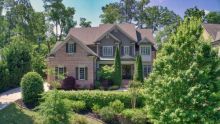 1271 Rustic Ridge Dr Atlanta, GA 30319