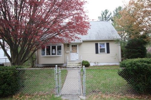 68 Townsend Ave, Waterbury, CT 06705