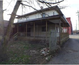 104 E Clinton St, Ovid, MI 48866