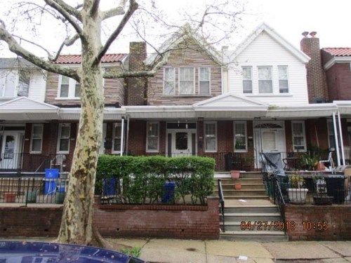 582 E CARVER STREET, Philadelphia, PA 19120