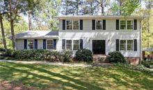 2516 River Oak Dr Decatur, GA 30033