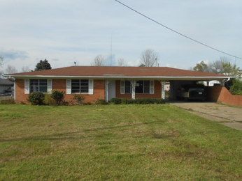 864 W Fulton St, Canton, MS 39046