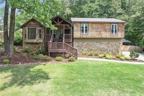 3493 Vinings North Trl SE, Smyrna, GA 30080