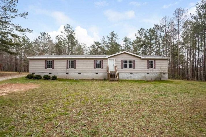 1041 Campground Rd, Waco, GA 30182