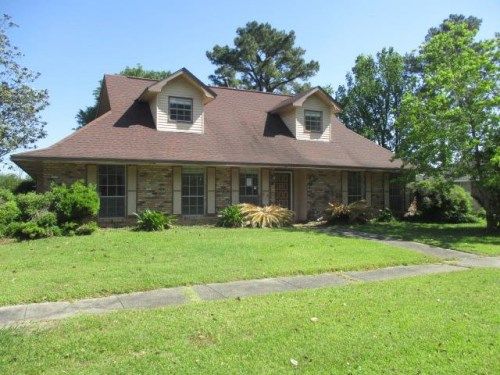 9709 Everglades Ave, Baton Rouge, LA 70814