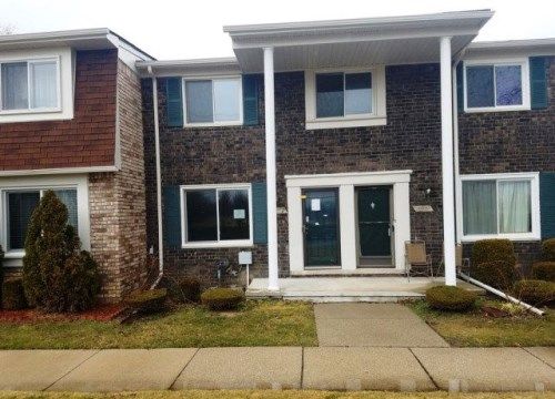 13307 Denver Circle South Unit 30, Sterling Heights, MI 48312