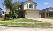 8226 Sugar Cane Dr Baytown, TX 77520