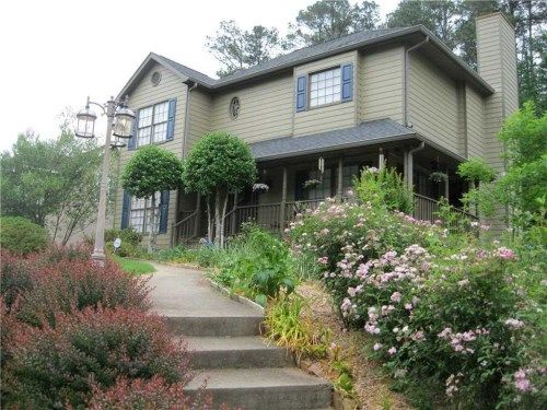 1943 Riverton Dr, Suwanee, GA 30024