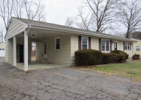 1400 Cameron Ave, Chester, VA 23836