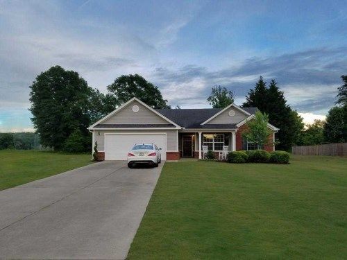 1655 Bismarck Circle, Winder, GA 30680