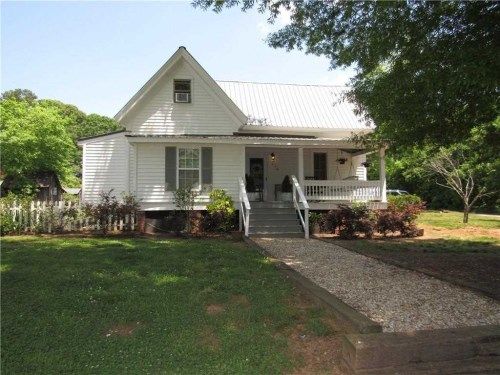 216 Sims St, Maysville, GA 30558