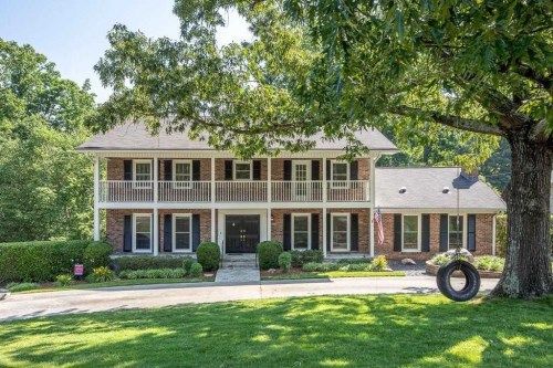 5237 Forest Springs Dr, Atlanta, GA 30338