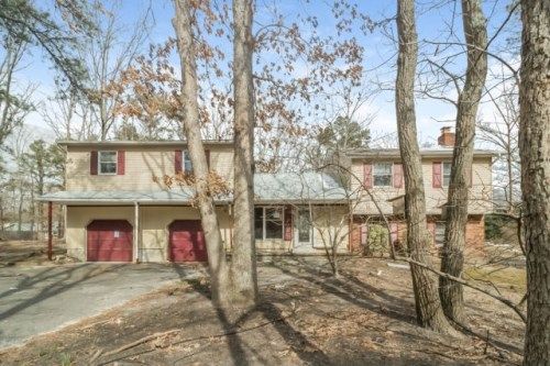 10 Red Oak Dr, Vincentown, NJ 08088