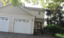 303 Sturbridge Village Dr Hazelwood, MO 63042