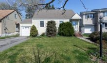 28 Lindale Ct Clifton, NJ 07013