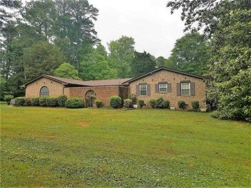 6946 Bryce Rd, Riverdale, GA 30296