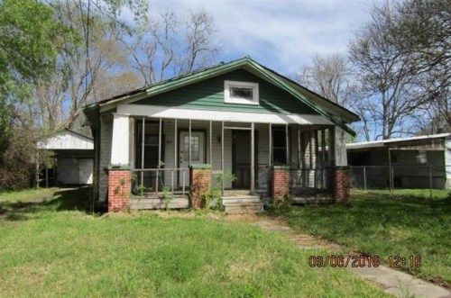 1004 W LANDRY ST, Opelousas, LA 70570