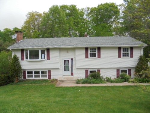 189 Dana Ln, Meriden, CT 06451