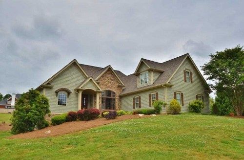 4606 Montclair Circle, Gainesville, GA 30506