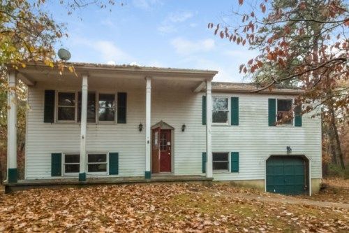 20 Moore Rd W, Vincentown, NJ 08088