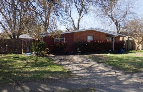 2130 Miriam Ln, Arlington, TX 76010