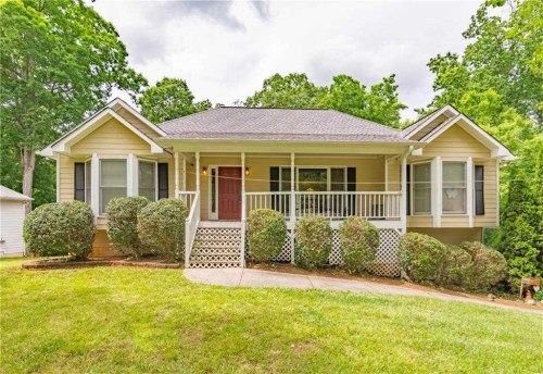 387 Legacy Park Ln, Powder Springs, GA 30127
