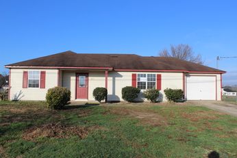 1247 Gray Rd, Boaz, AL 35957