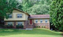 859 Bradford Ct Lilburn, GA 30047