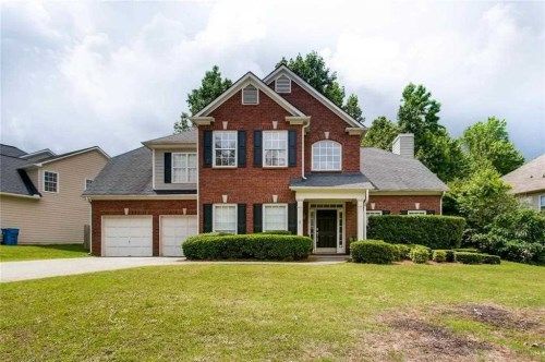 580 Kingsport Dr, Roswell, GA 30076