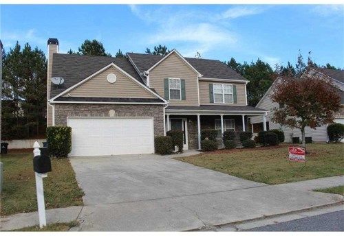 31 Lake Valley Dr, Loganville, GA 30052