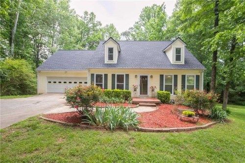 4811 Shadowood Way, Flowery Branch, GA 30542