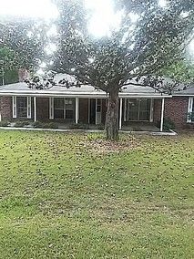 72 3rd St, Wetumpka, AL 36092