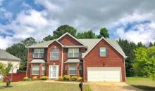 6049 Redtop Loop Fairburn, GA 30213